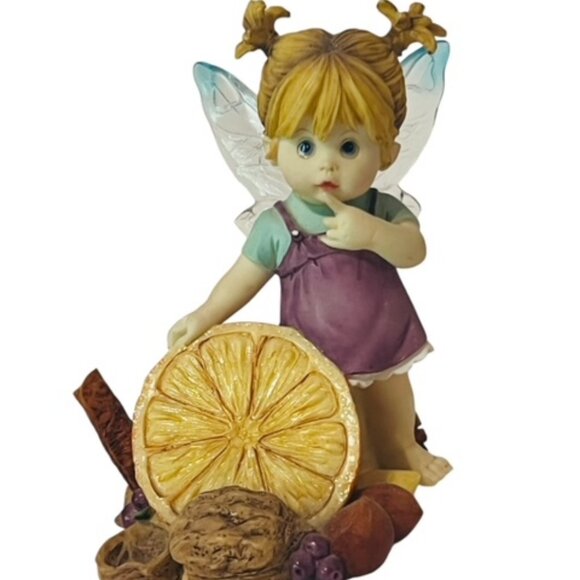 My Little Kitchen Fairies figurine Enesco fairy pixie elf Fruit Nut 2004 Lemon